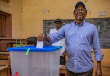 Référendum constitutionnel à Dalaba : Alpha Bacar Barry s’acquitte de son devoir civique à Dalaba Missidè