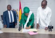 Installation de Madame Djami Diallo : une nouvelle impulsion pour l’environnement et la communication gouvernementale