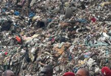 Conakry : le président Doumbouya inspecte l’avancement des opérations au dépotoir de Dar-es-Salam