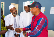 Coyah : le Ministre Mamadou Cellou Baldé accueilli chaleureusement par les populations de Wonkifon